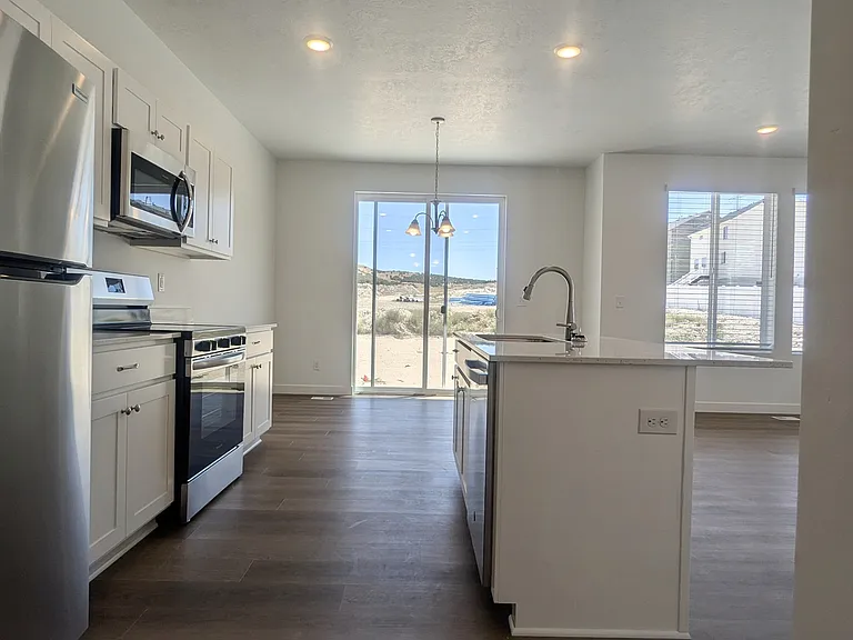 Hidden Hollow Townhomes — Photo 20