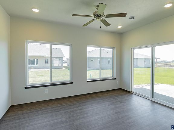 5th image of 5302 S Mumford Ave