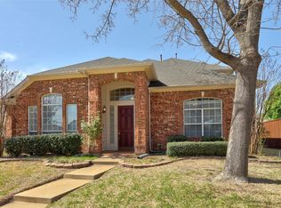 2801 Pecan Meadow Dr, Garland, TX 75040