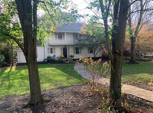 15 Poland Manor Dr, Poland, OH