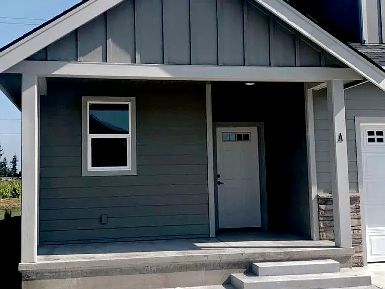 2226 Berryman Loop #A — Photo 7