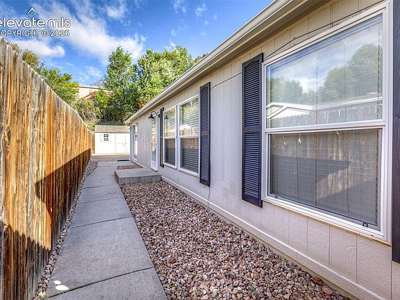 2nd image of 861 Desert Cir