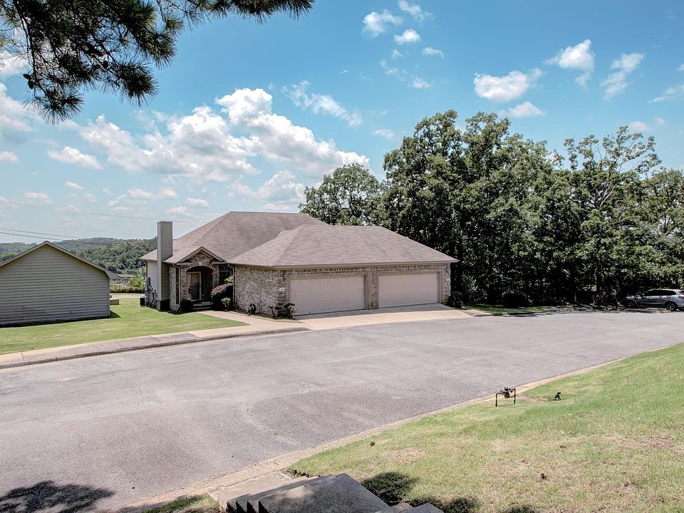 1st image of 41 Reservoir Heights Dr