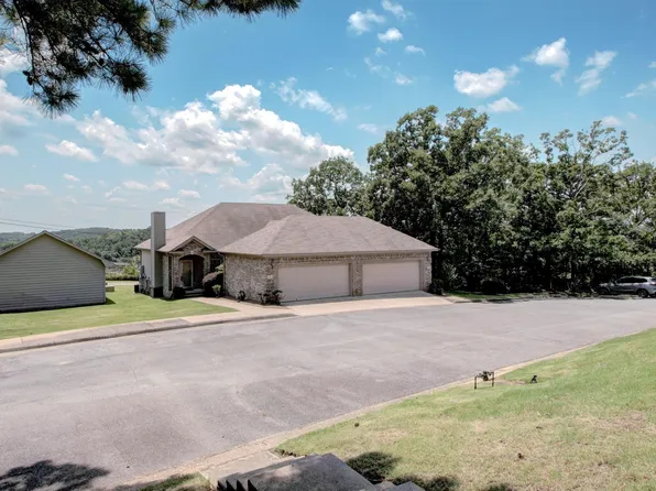 41 Reservoir Heights Dr, Little Rock, AR 72227