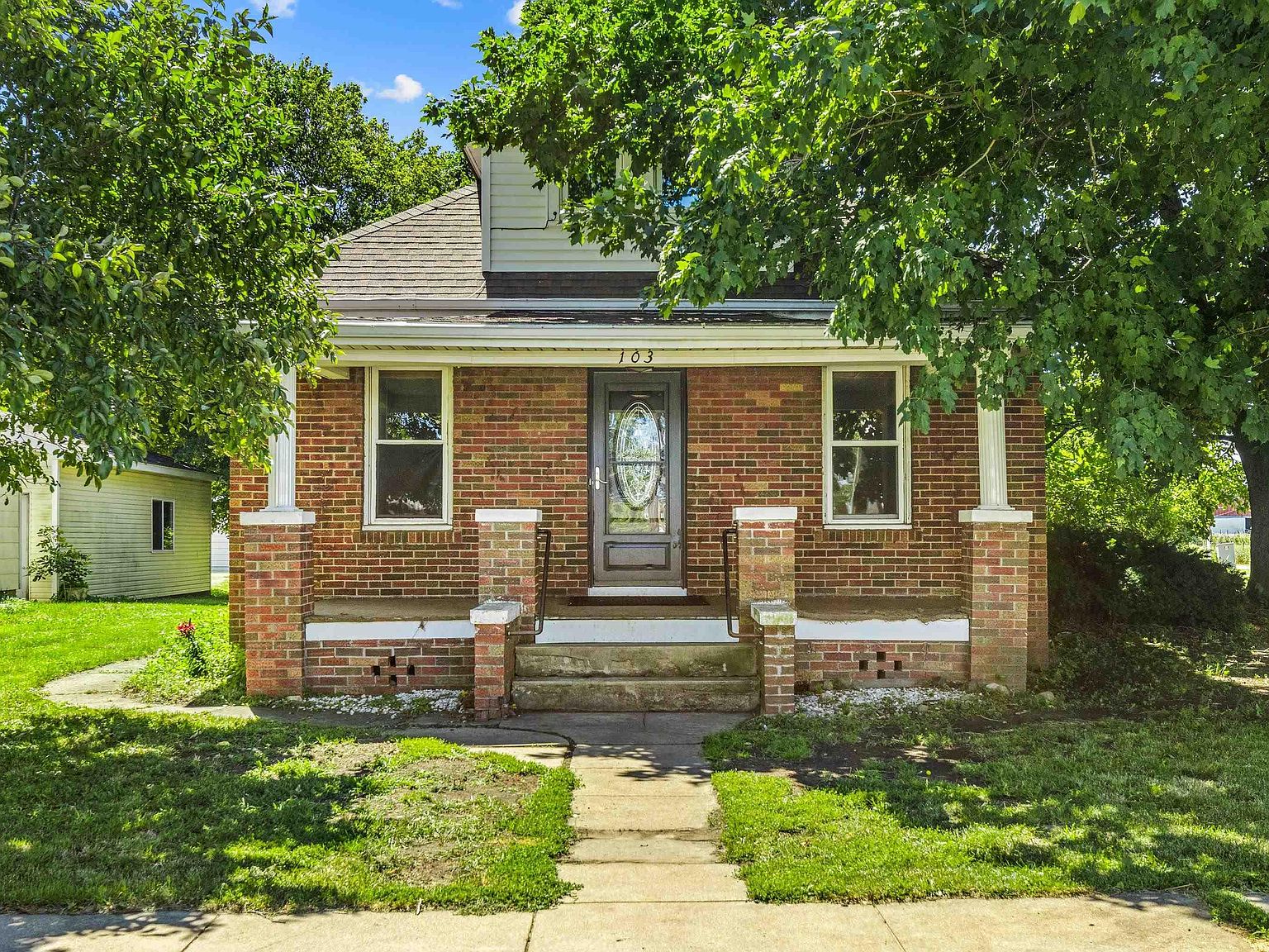 103 Washington St, Benson, IL 61516 Zillow