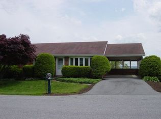 52 Parkview Dr, Elizabethtown, PA 17022