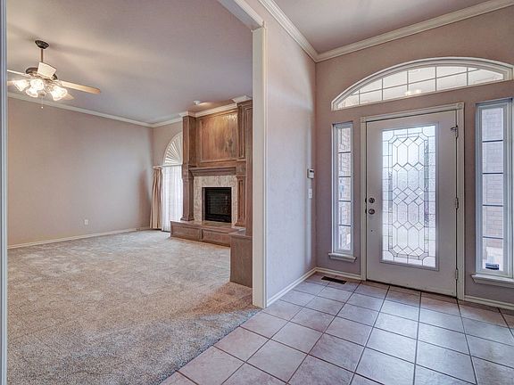 4th image of 15604 Shadow Mountain Dr