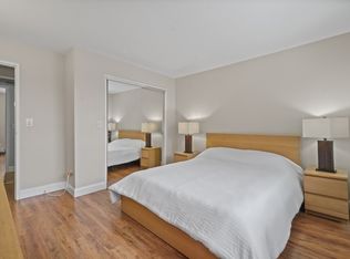17-19 68th St, Guttenberg, NJ 07093