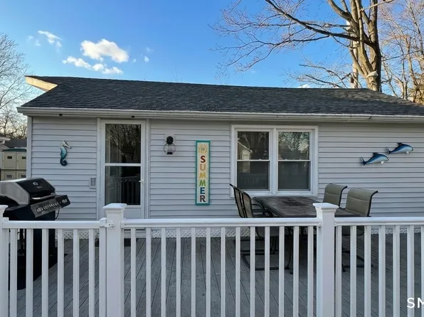 16 North Street, Madison, CT 06443