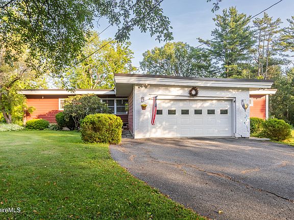 3rd image of 62 Braeburn Rd