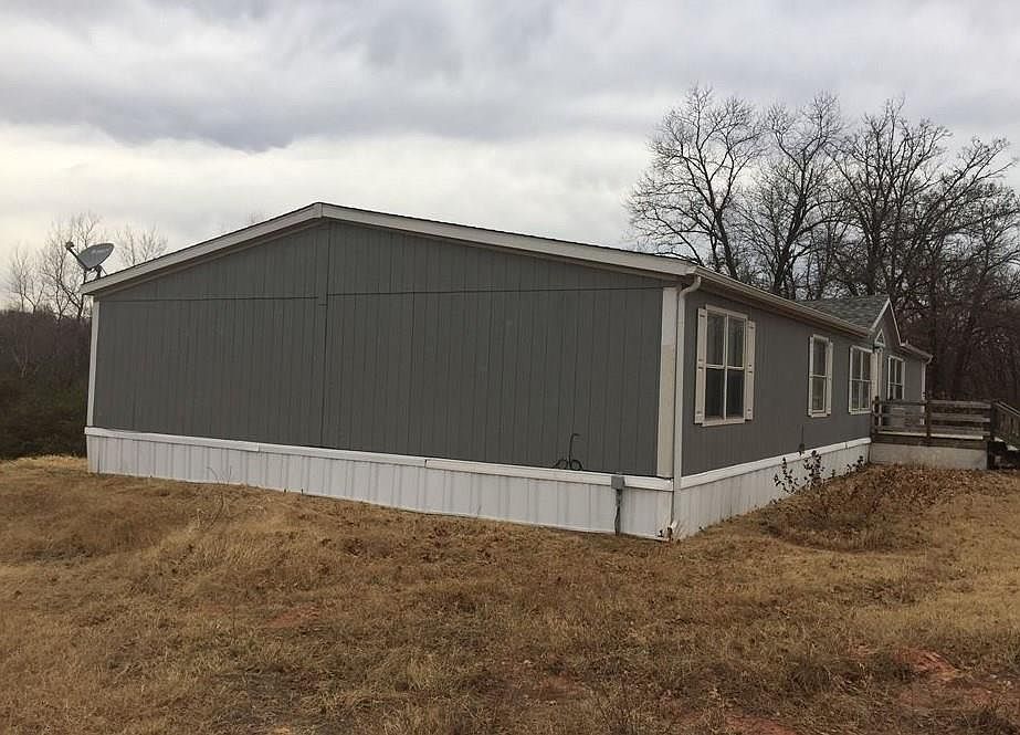 1st image of 15401 Carolyn Dr