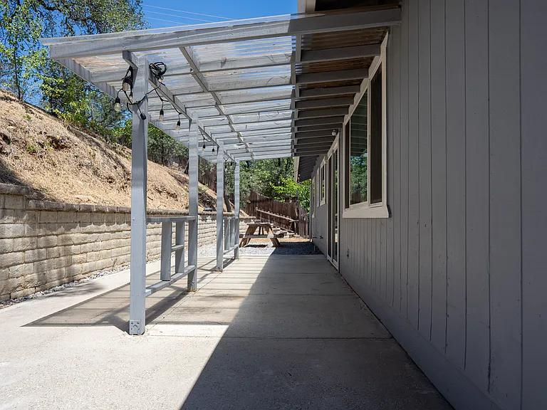 3500 Summit Dr — Photo 16