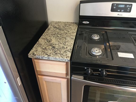 5th image of 1236 Valley Vista Dr SE