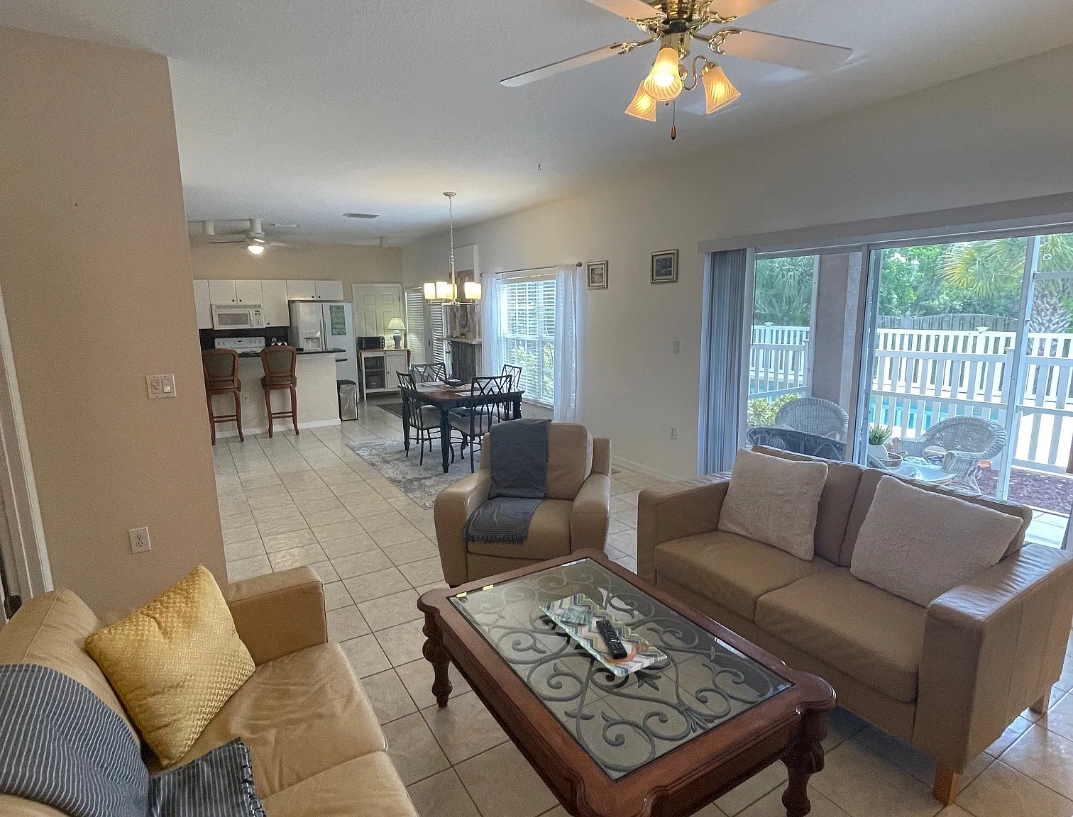 2 bed, 1000 sqft, $3,500 — Photo 1