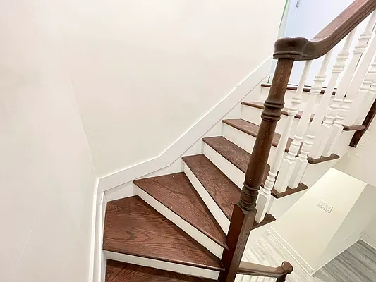 Rented by Bruma Realty LLC | media 25