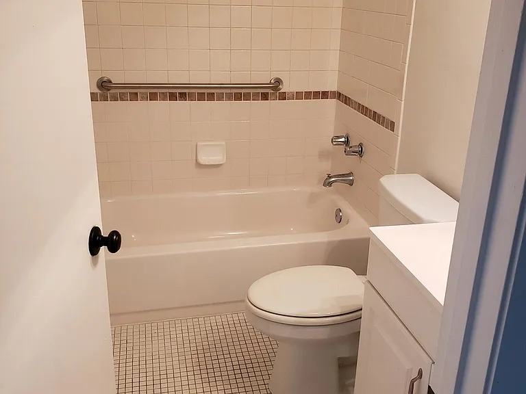 700 W Pope Rd #L91 — Photo 4