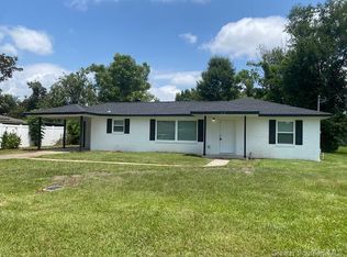 212 Oakwood Dr, Lake Charles, LA 70605