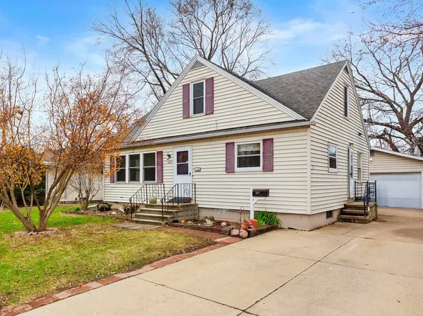 1515 Hazel St, Oshkosh, WI 54901