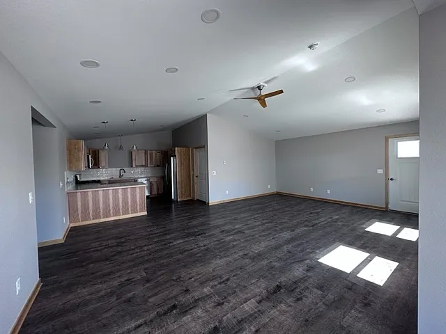 404 W Walnut Ct E #11A — Photo 7
