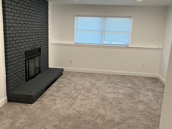 4th image of 9512 Blanchard Dr
