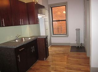 171 S 4th St #11B, Brooklyn, NY 11211