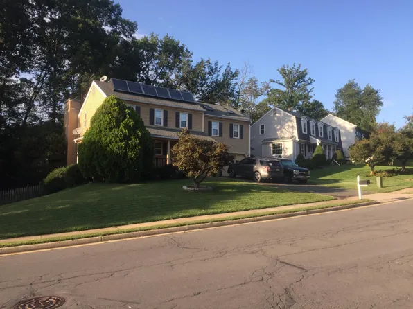 3818 Charles Stewart Dr, Fairfax, VA 22033
