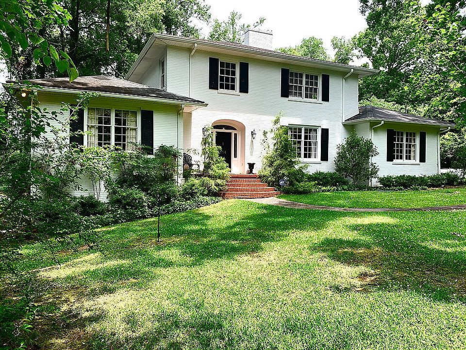 1st image of 114 Pinecrest Dr