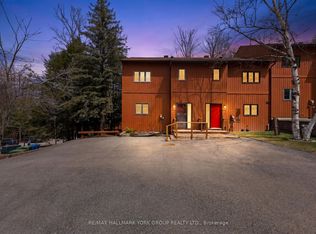 115 Southbank Dr #1, Bracebridge, ON P1L1G3