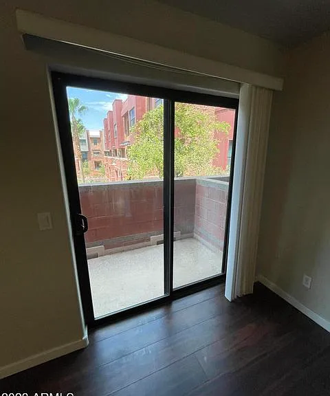 330 S Farmer Ave #114 — Photo 37