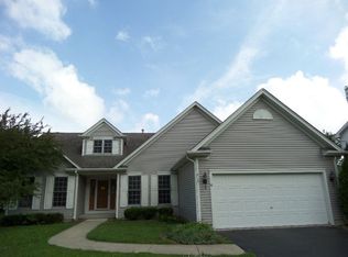 413 Hickory St, North Aurora, IL 60542