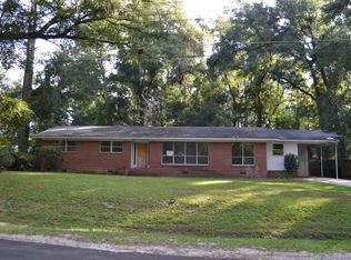 922 Creek Rd, Tallahassee, FL 32305