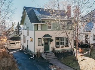 2912 E 1st St, Duluth, MN 55812