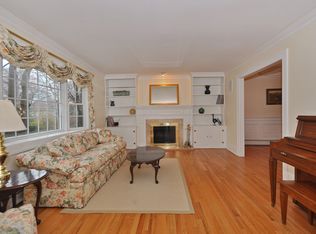 317 Morris Ave, Mountain Lakes, NJ 07046