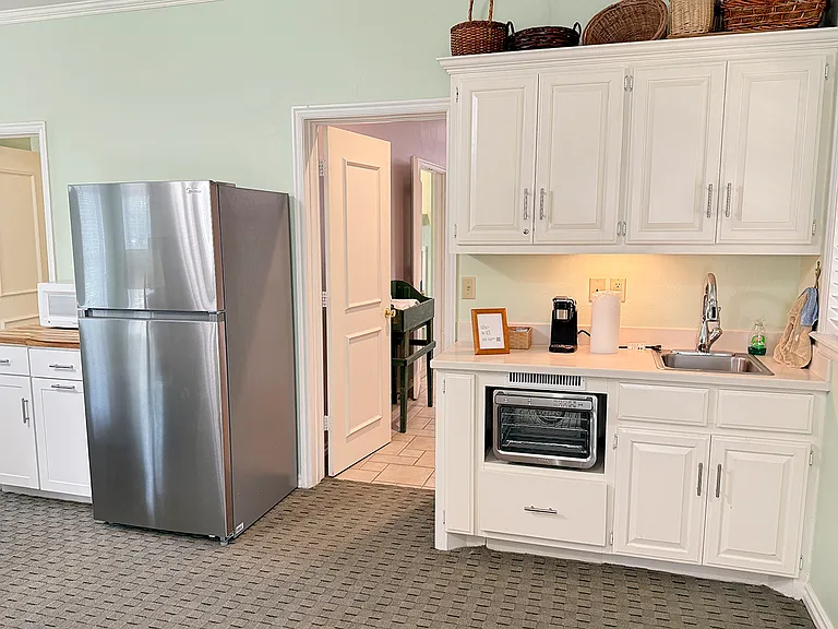 321 W Tonhawa St #1 — Photo 4
