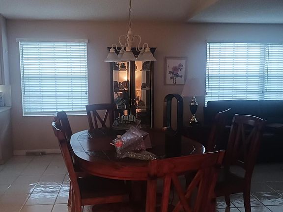 5th image of 1224 NW Bentley Cir APT A