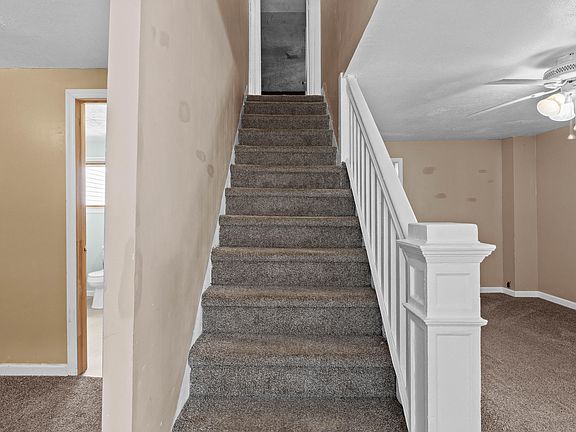 2nd image of 107 Saint Thomas St