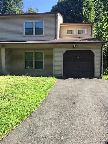 1st image of 11 Farmer Ln