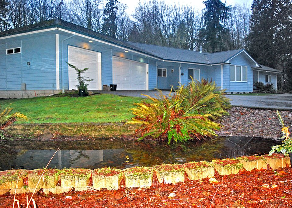 2nd image of 7727 Canterwood Dr SE