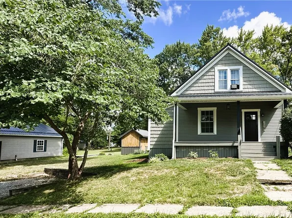 15962 4th St, Damascus, OH 44619