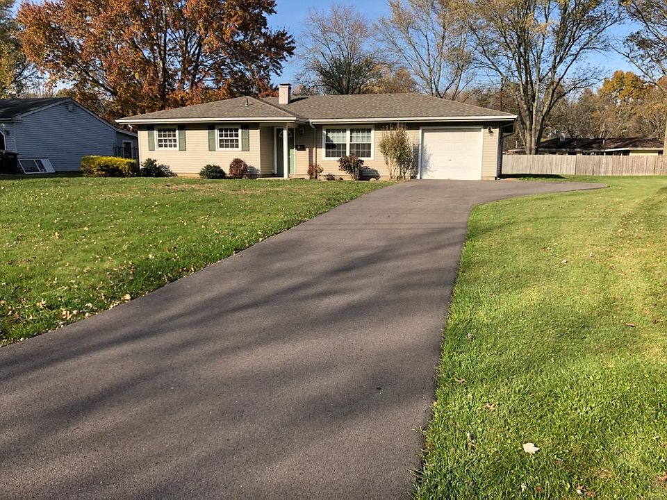 1st image of 530 Pierce Dr