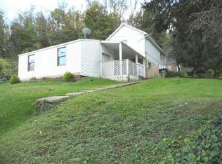 1007 Meadow St, California, PA 15419