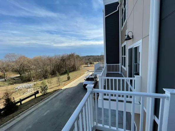 9156 Snowden Ashford Rd, Lorton, VA