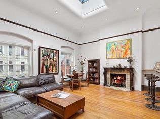 222 E 17th St, New York, NY 10003