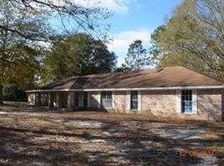 6106 Bud Moulton Rd, Crestview, FL 32536