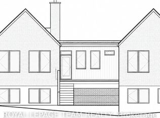 44 Rothwell Dr, Ottawa, ON K1J7G4