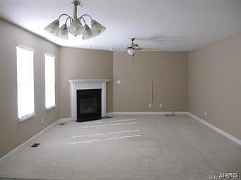 2nd image of 1101 Peach St