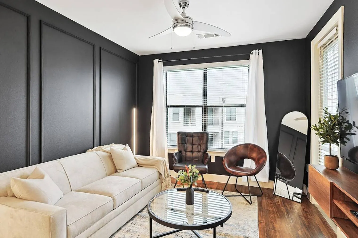 1 bed, 1.0 bath, $3,331 — Photo 1