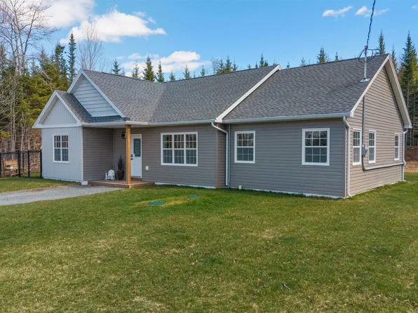 420 Lays Lake Rd, Meaghers Grant, NS B0N 1V0