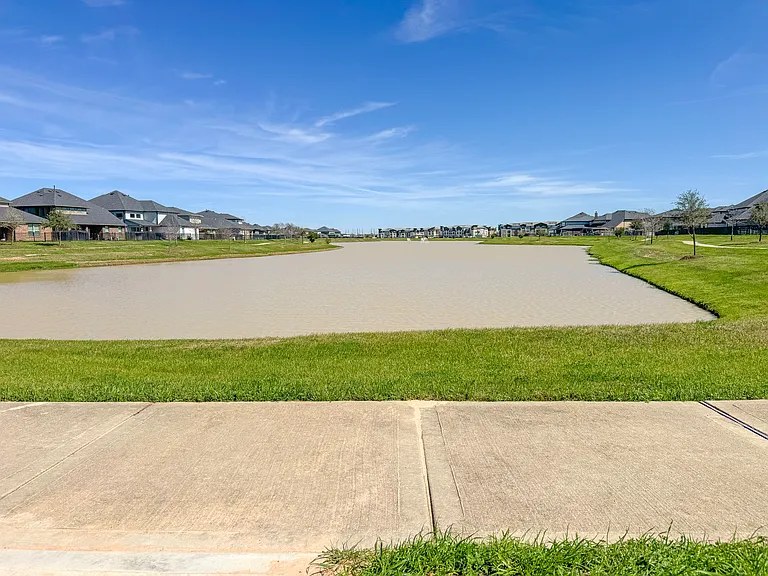 28503 Hannahs Harbor Ln — Photo 27