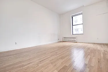 Rented by Urbane Brokerage